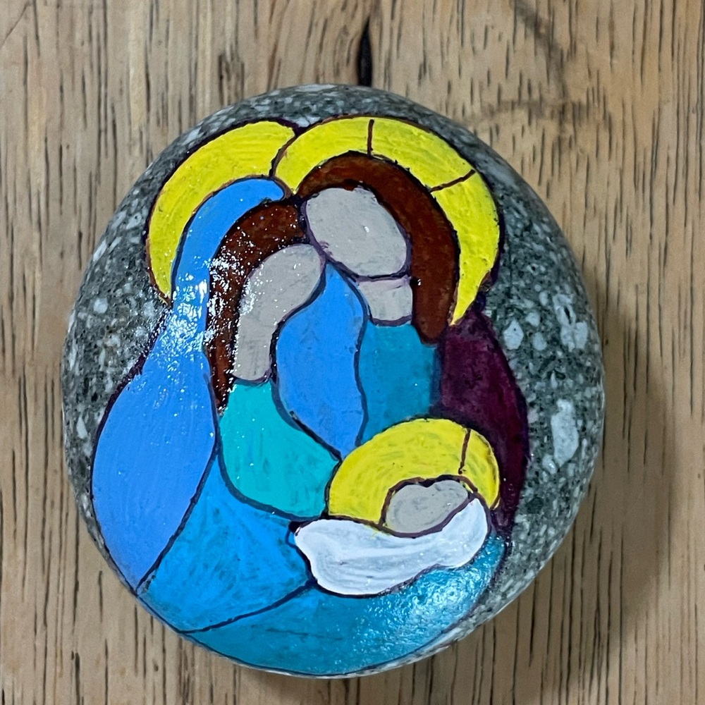 Hand crafted painted nativity rock natural background Mary Joseph Baby Jesus - Picture 9 of 10